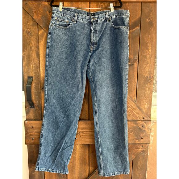Izod mens 38x34 relaxed fit jeans - Picture 1 of 6